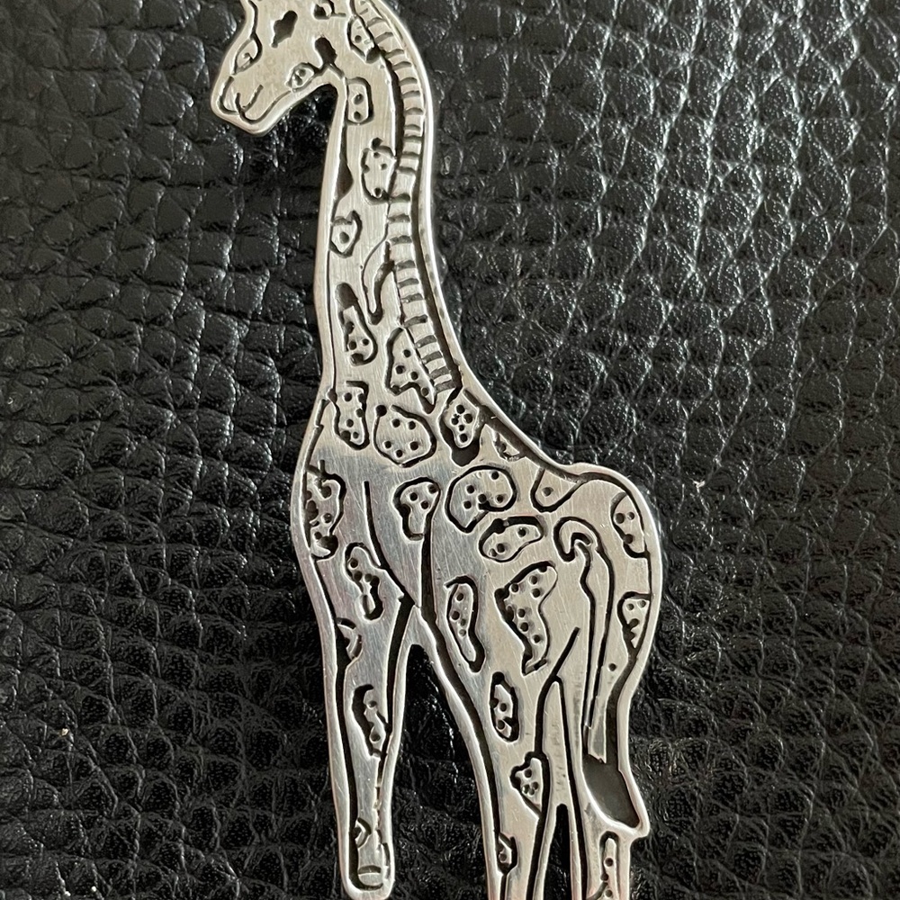 Vintage 3” Sterling Silver (925) Giraffe Pin/Brooch from Mexico